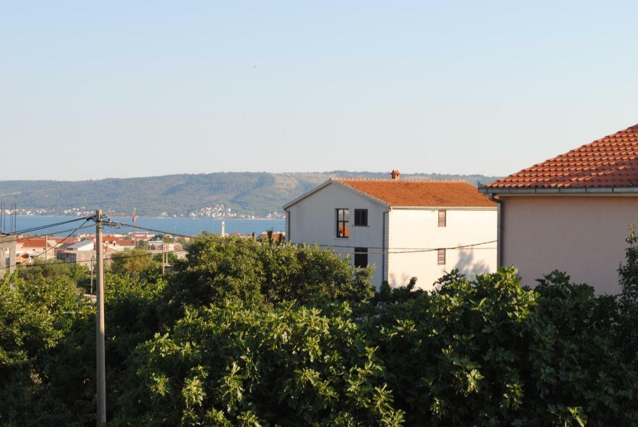 Studio Apartman Sutic Kaštel Novi Εξωτερικό φωτογραφία